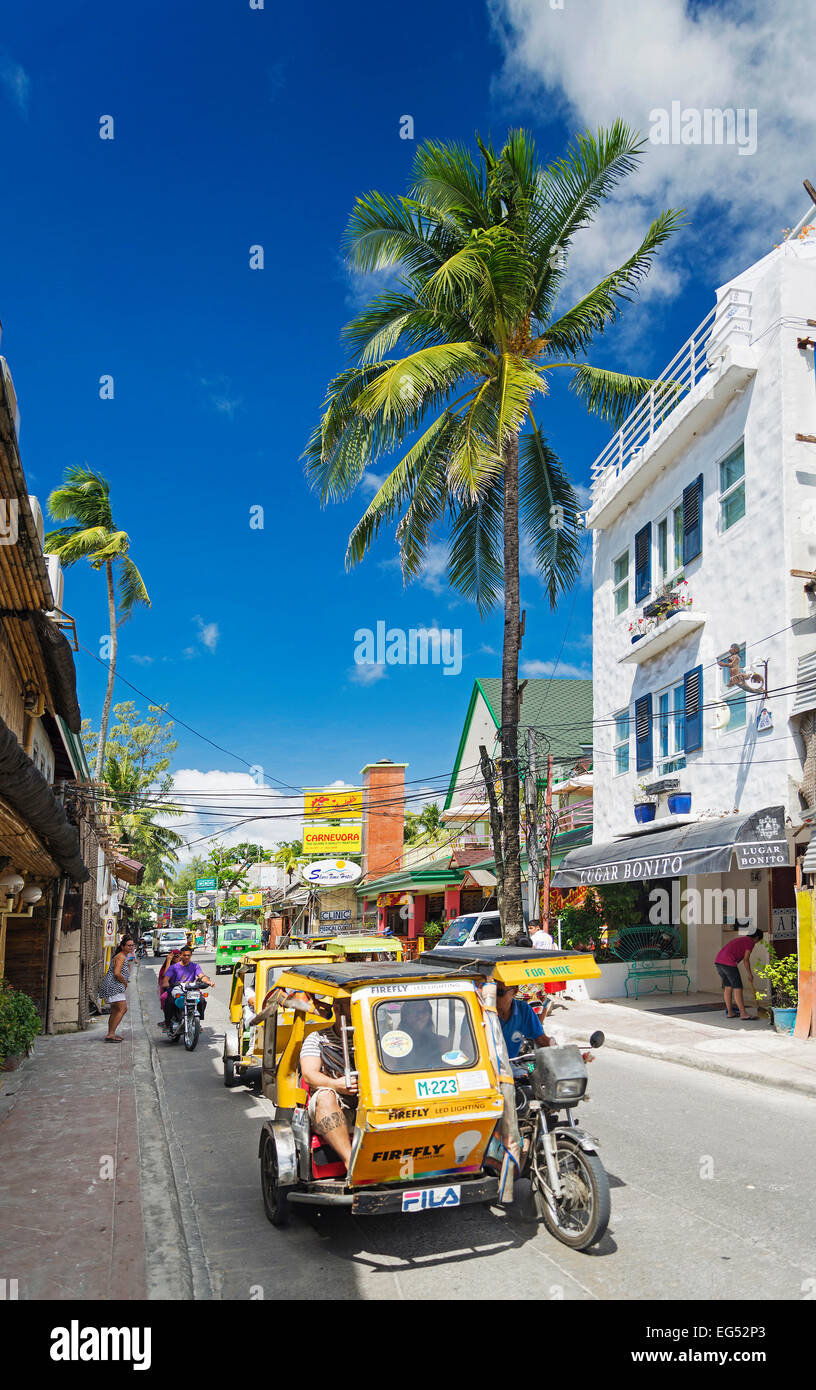 Trike Tricicle Moto-Taxi auf Boracay Inselhauptstraße in Philippinen Stockfoto