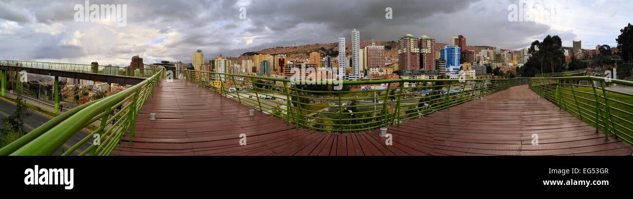 Gehweg Urbano Central Park in der Stadt La Paz hoch in den Anden, Bolivien Stockfoto