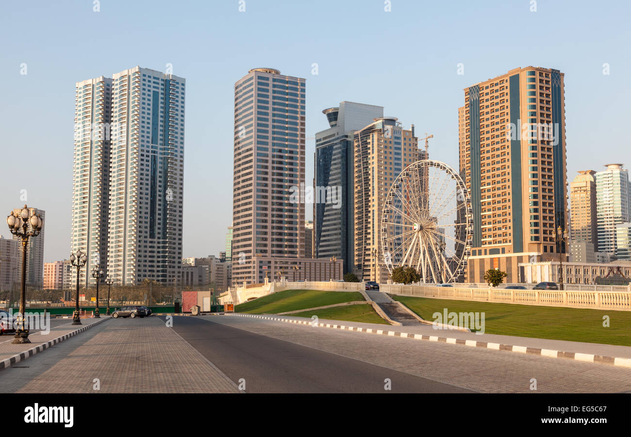 Auge des Emirates-Riesenrad an der Corniche in Sharjah City, Vereinigte Arabische Emirate Stockfoto
