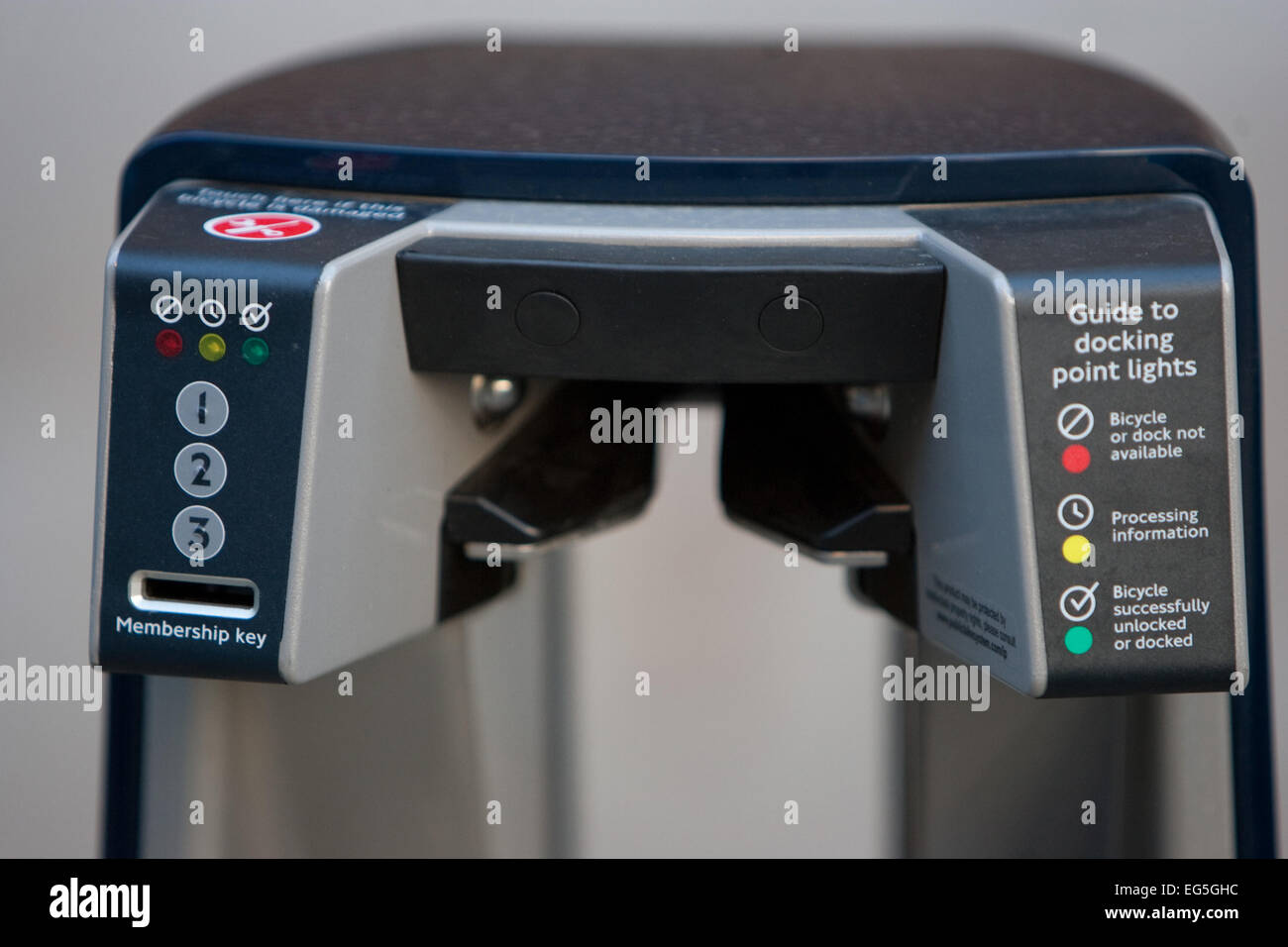 Barclays-Fahrradverleih-docking-Station in London Stockfoto
