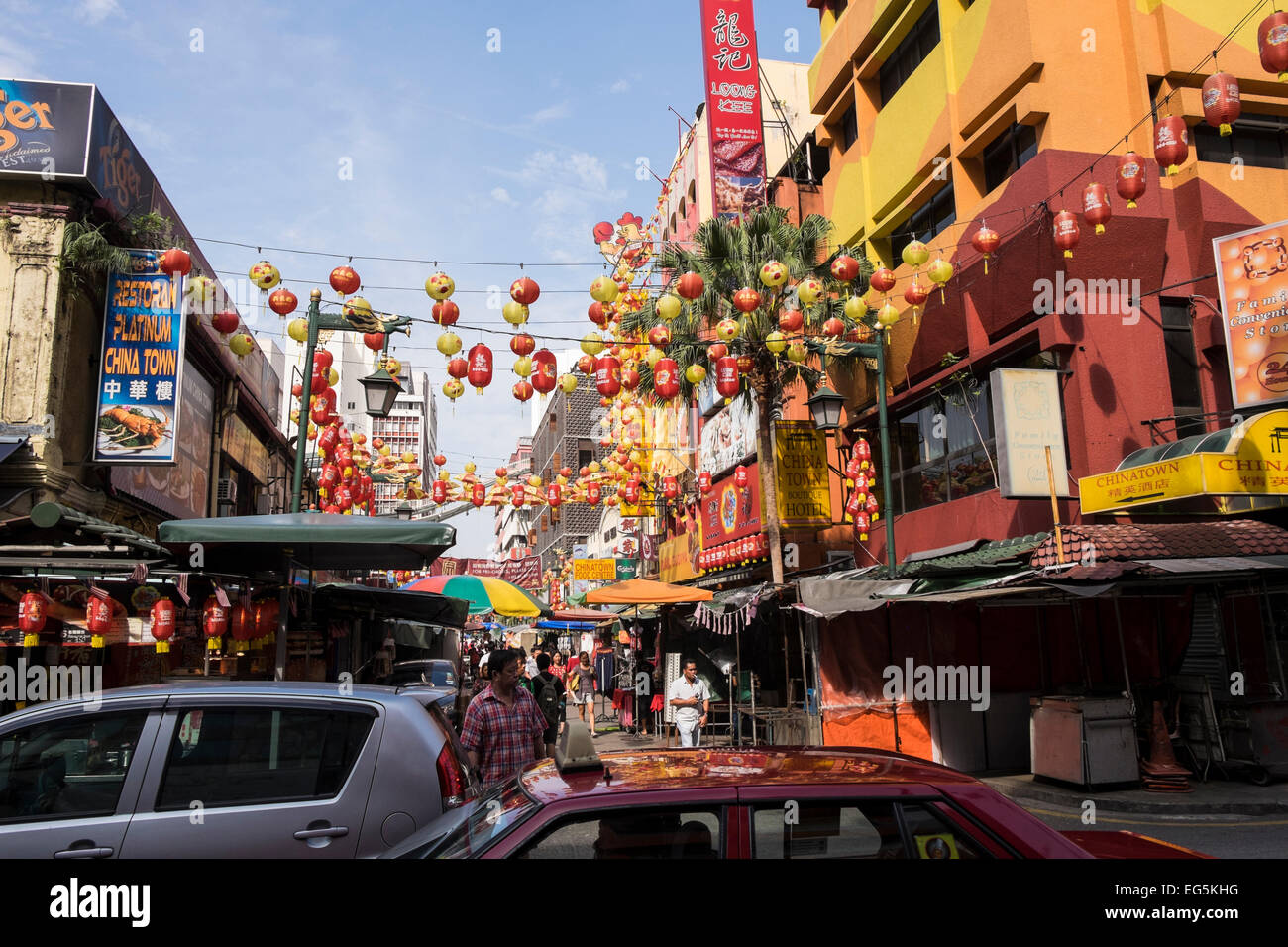 Chinatown in Kuala Lumpur dekoriert für das chinesische Neujahrsfest, Malaysia. Stockfoto