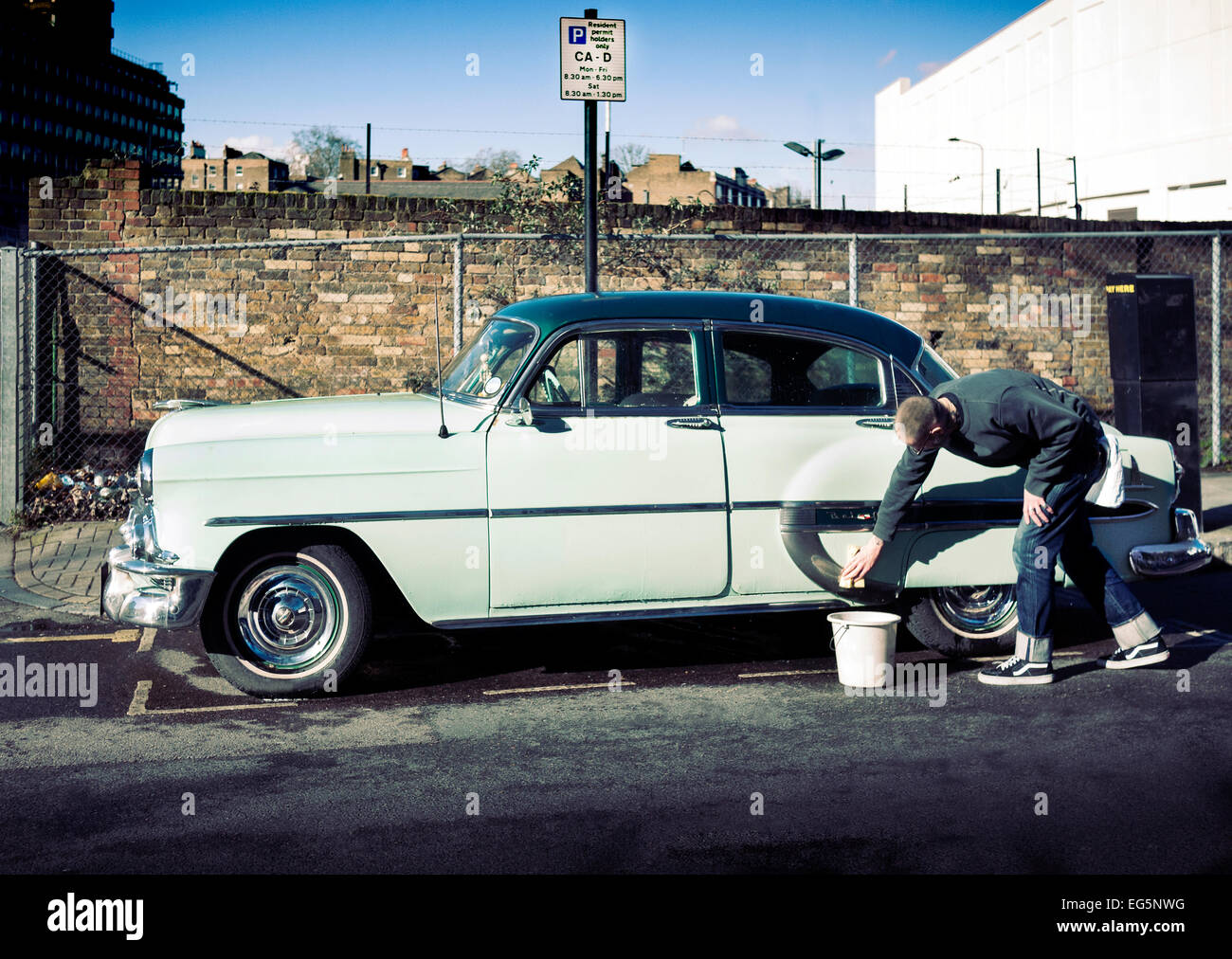 1953 Chevrolet Bel Air Limousine gewaschen durch seinen Besitzer in London UK Stockfoto