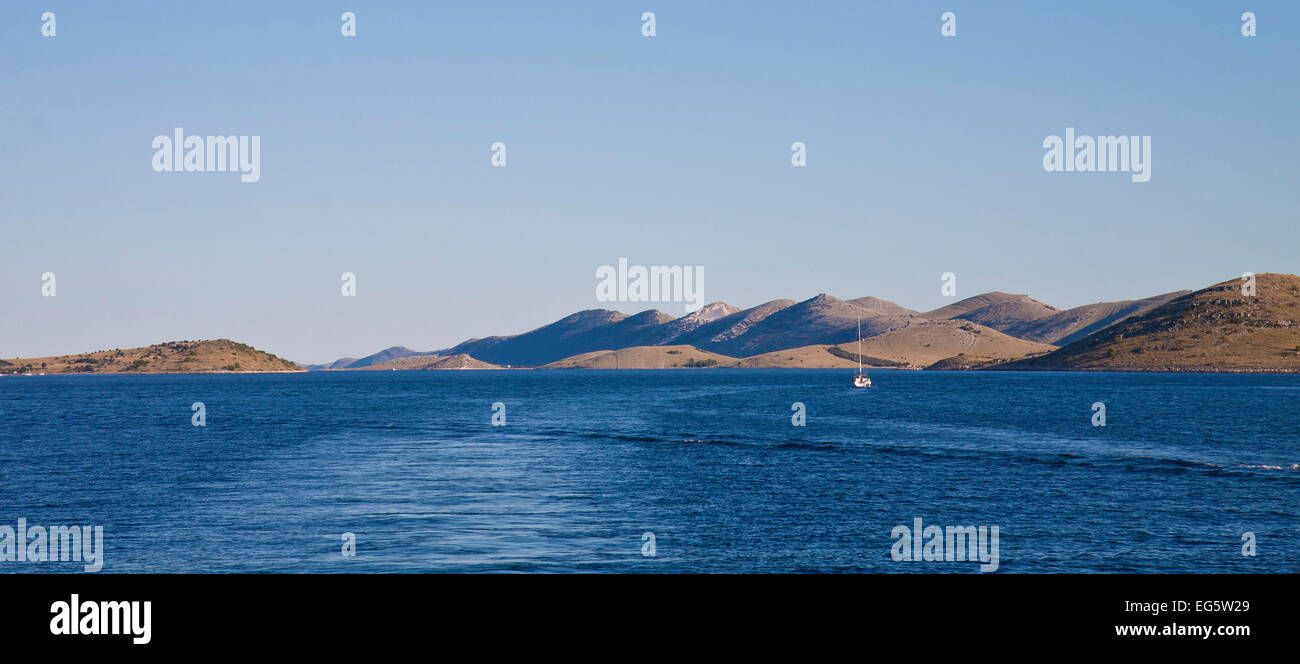 Kroatien, spektakuläre Panorama des Kornati-Archipels.  Die Landschaft ist unberührt und unverdorben. Stockfoto
