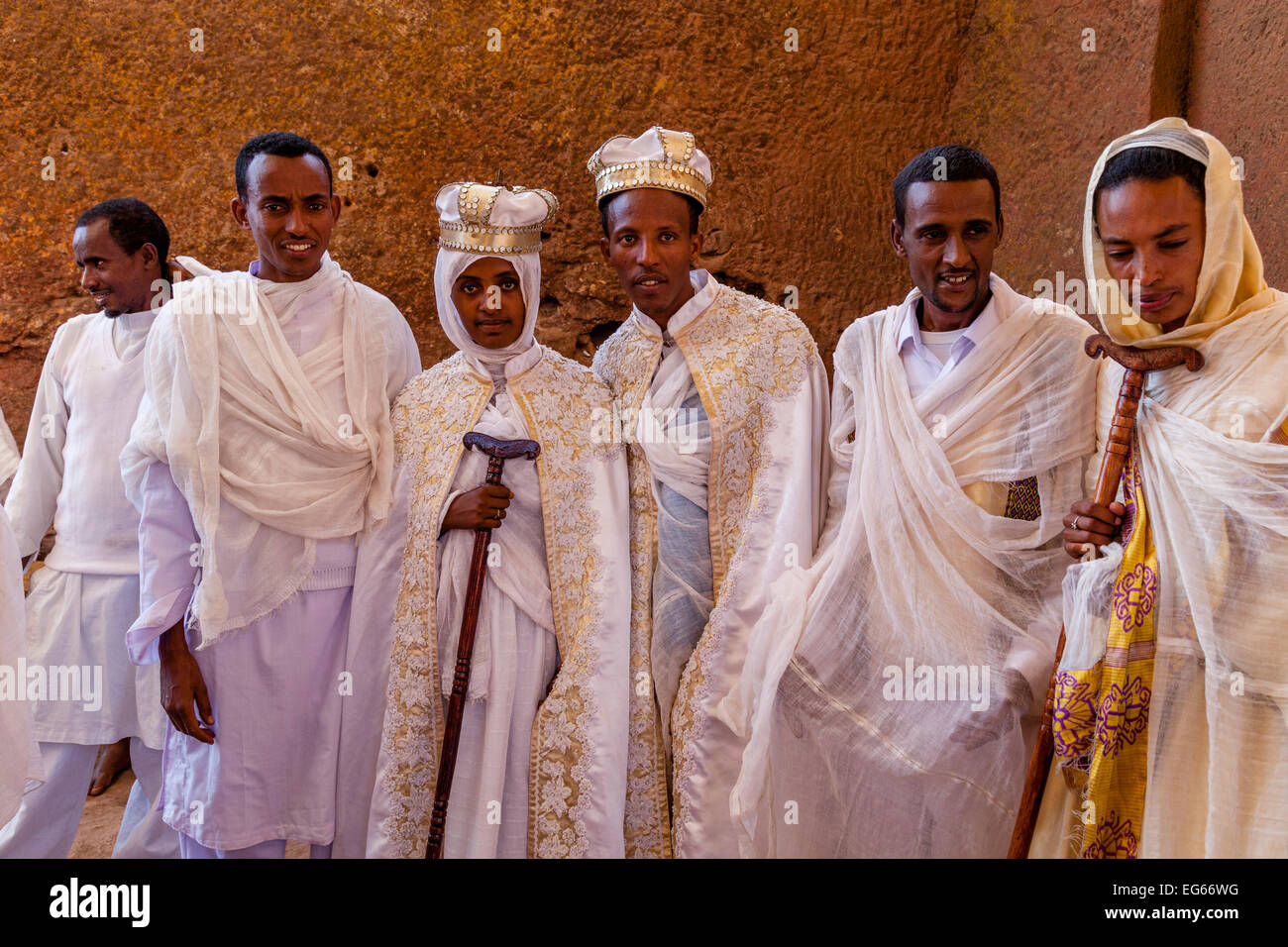 Eine äthiopische Hochzeit, Biete Maryam (Haus von Miriam/Haus der Maria) Kirche, Lalibela, Äthiopien Stockfoto