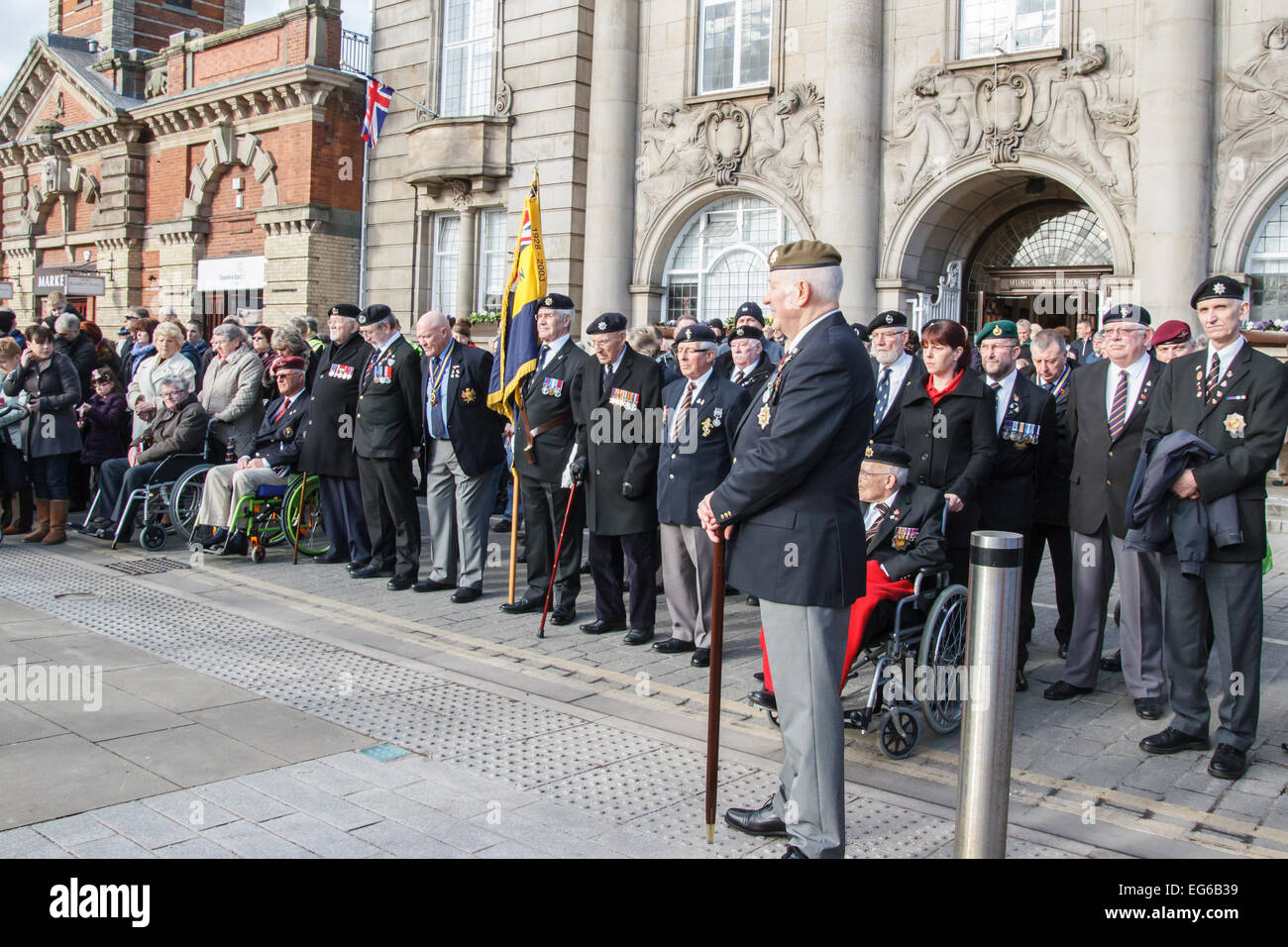 Crewe, Cheshire, UK. 17. Februar 2015. Soldaten aus der Mercian Regiment sind am 17. Februar 2015 geehrt mit der Freiheit des Bezirks Crewe Credit: Simon Newbury/Alamy Live News Stockfoto