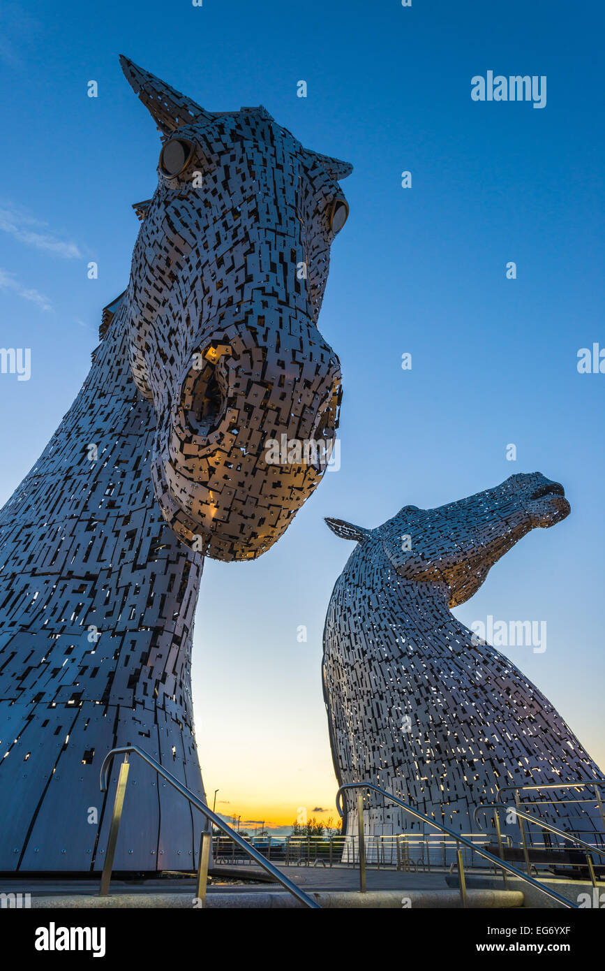 Die Kelpies Pferde Skulptur von Forth & Clyde Canal, Falkirk, Schottland, Großbritannien. Stockfoto