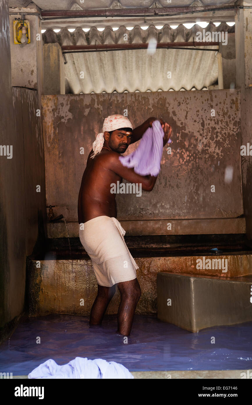 Dhobi waschen und Bügeln der Wäsche (Haus) Cochin, Indien Stockfoto