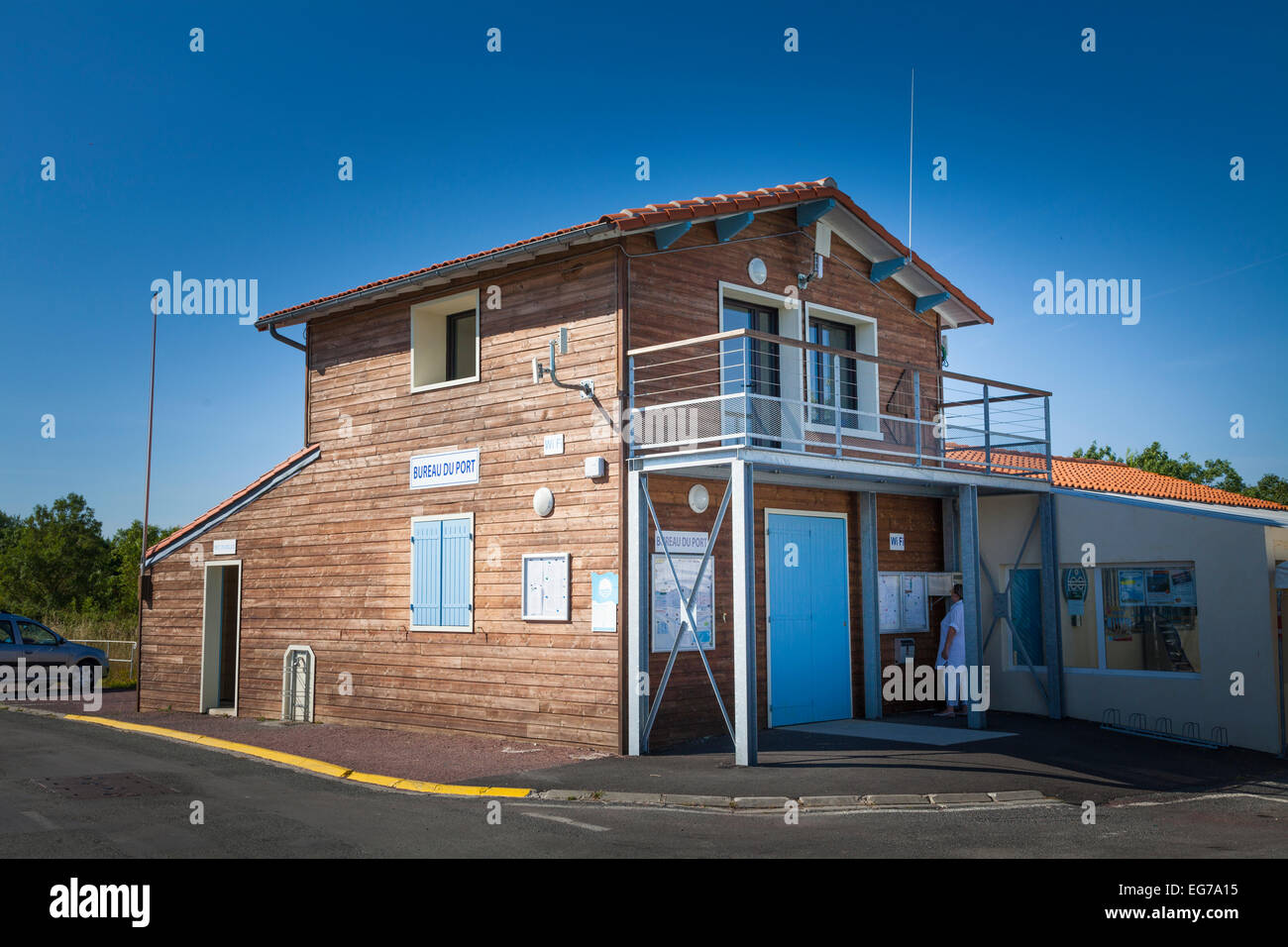 Bureau du Port Hafenmeistern Gebäude am Meschers Sur gironde Stockfoto