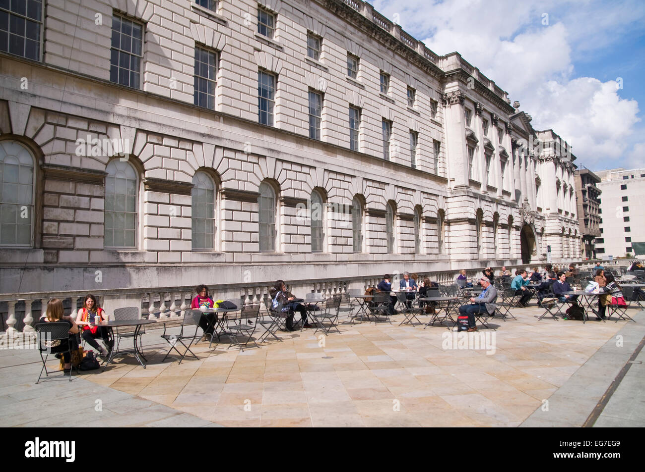 Somerset House in London im Sommer Stockfoto