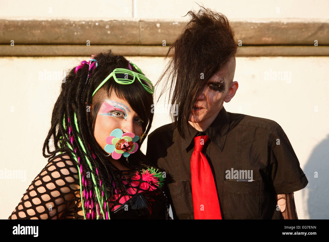 paar in Cosplay Kostüm spielen bei den Japan-Days in Düsseldorf Stockfoto