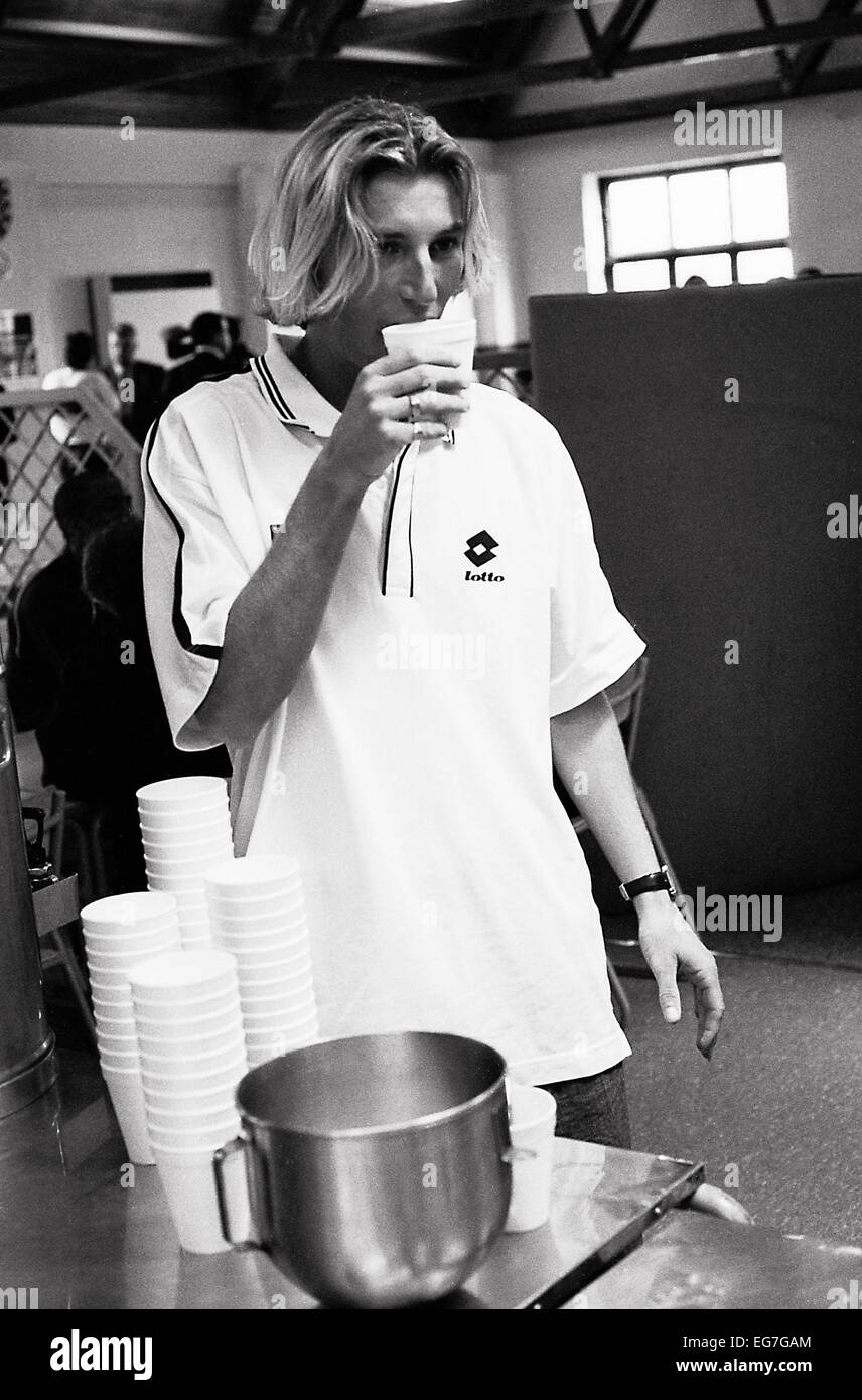 Wales internationale Robbie Savage auf der walisischen Trainingsgelände 1995 Stockfoto