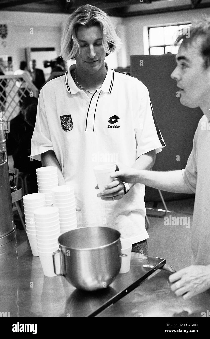 Wales internationale Robbie Savage auf der walisischen Trainingsgelände 1995 Stockfoto