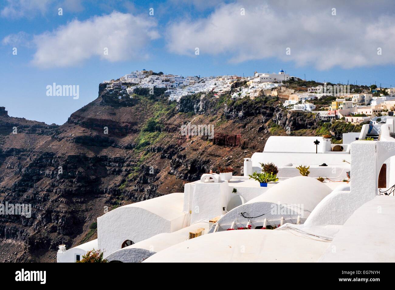 Imerovigli ist ein Dorf auf der Insel Santorini, Griechenland, angrenzend an die nördlich von der Inselhauptstadt Fira. Imerovigli ist den meisten Stockfoto