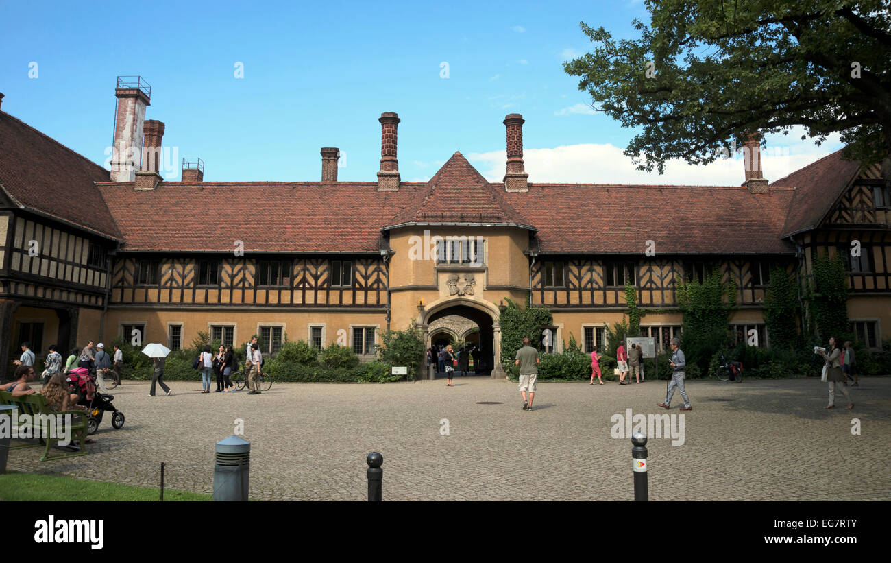 Schloss Cecilienhof , Schloss Cecilienhof ist ein Schloss in Potsdam, Brandenburg, Deutschland, Europa Stockfoto