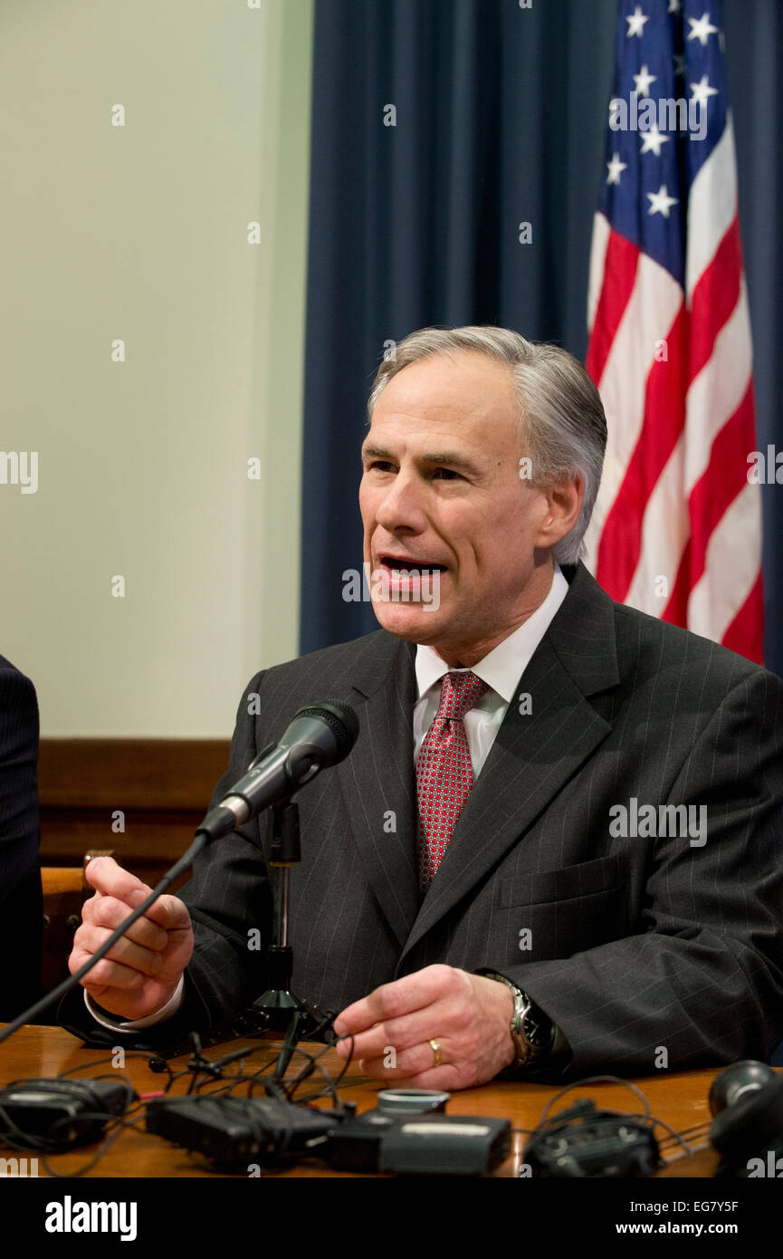 Texas-Gouverneur Greg Abbott bei Pressekonferenz anlässlich der Entscheidung des Richters um Präsident Obama Exekutive Maßnahmen über die Einwanderung zu stoppen Stockfoto