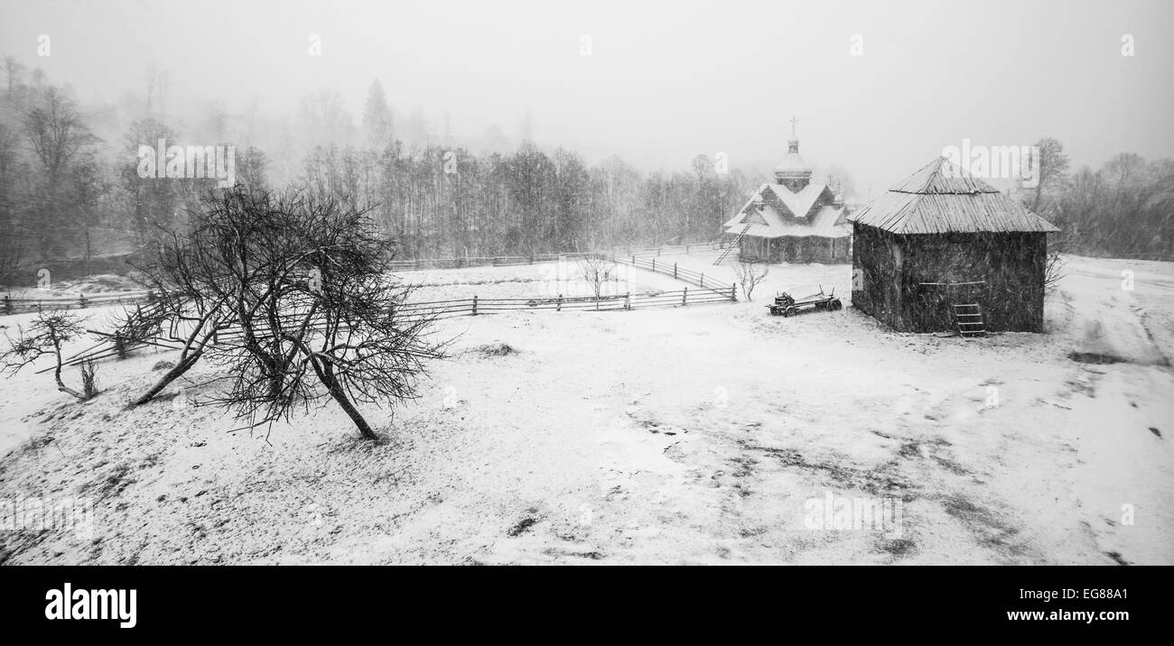 Clearing-Schneesturm in den Rocky Mountains. Stockfoto