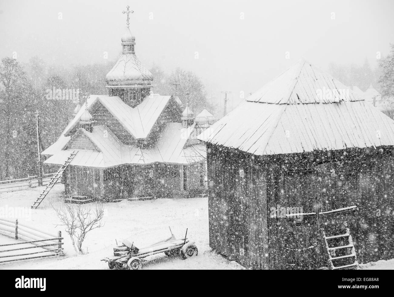 Clearing-Schneesturm in den Rocky Mountains. Stockfoto