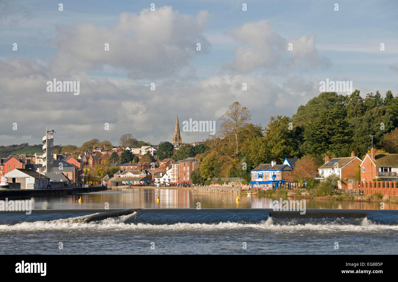 Der Fluss Exe beim Karottenhosenträger Wehr, Exeter Stockfoto