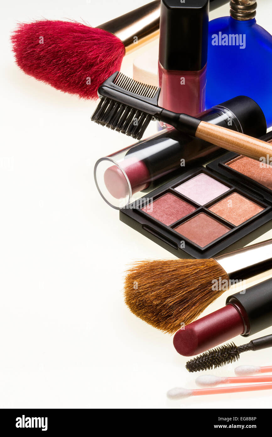 Auswahl an Make-up und Kosmetik-Produkte Stockfoto