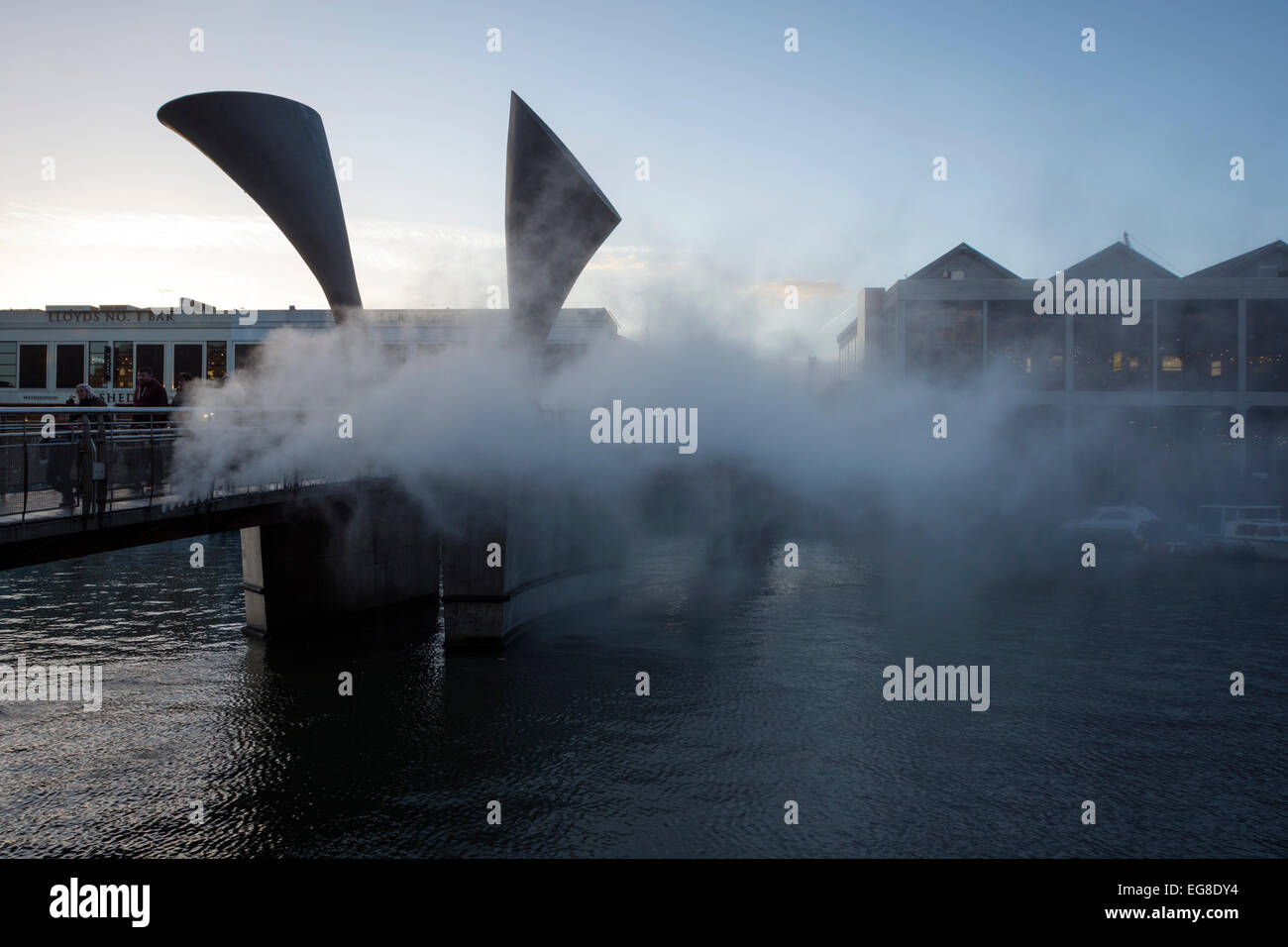 Nebel-Brücke, Bristol, eine Kunstinstallation auf Klimawandel aufmerksam, während Bristol grün Kulturhauptstadt 2015 ist Stockfoto