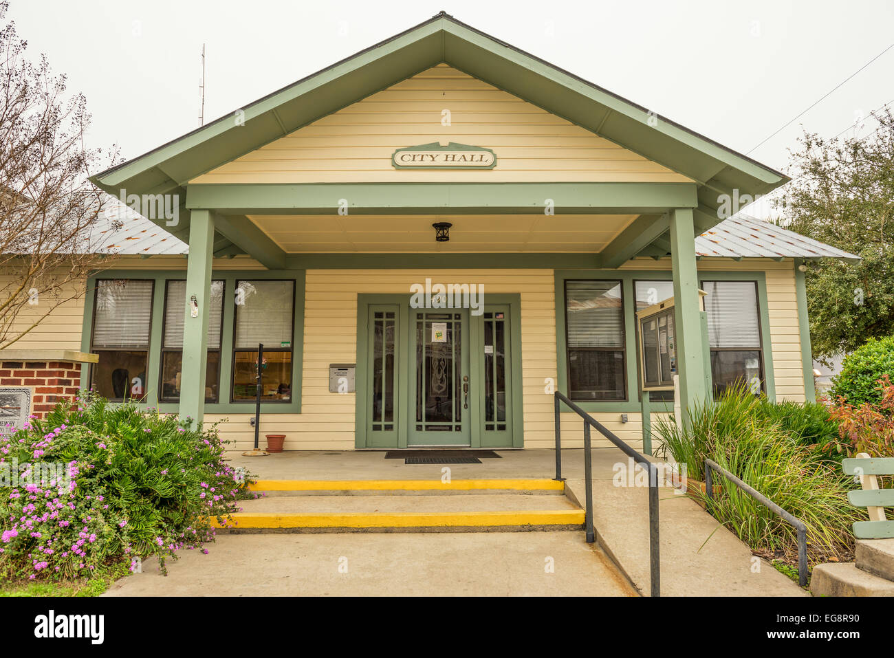 Historische Kleinstadt-Rathaus in Cedar Key, Florida Stockfoto