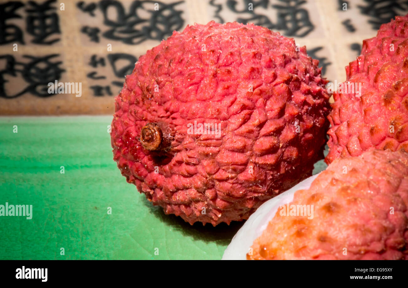 Lychee Früchte auf einem Teller Stockfoto