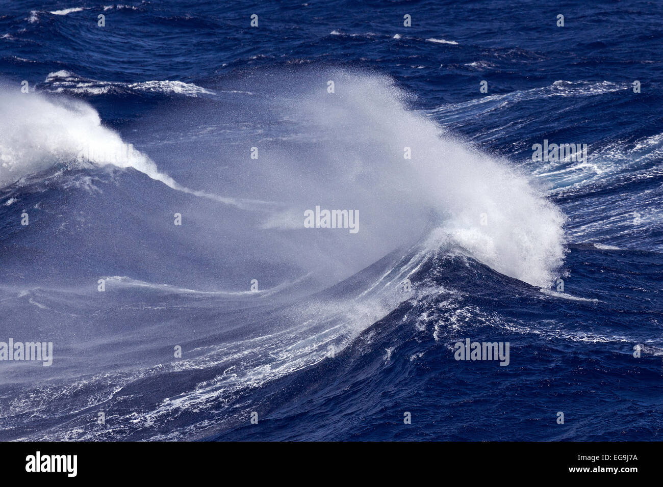 Wellen, Spray, Meer, zwischen La Gomera und Teneriffa, Kanarische Inseln, Spanien Stockfoto