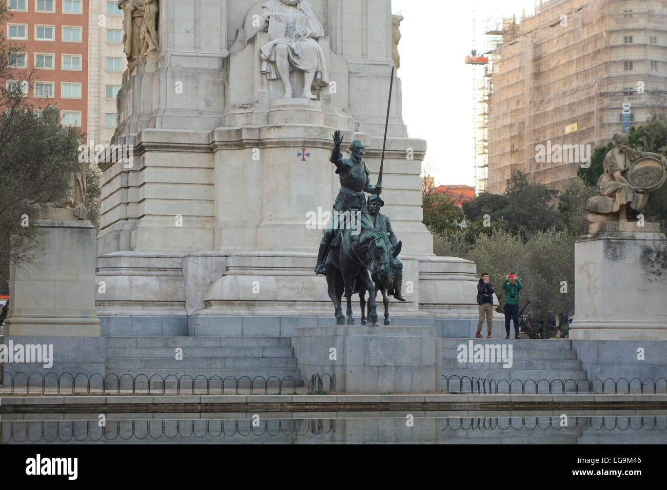 Plaza de España, Platz von Spanien, mit Miguel de Cervantes, Madrid, Spanien-Denkmal. Stockfoto