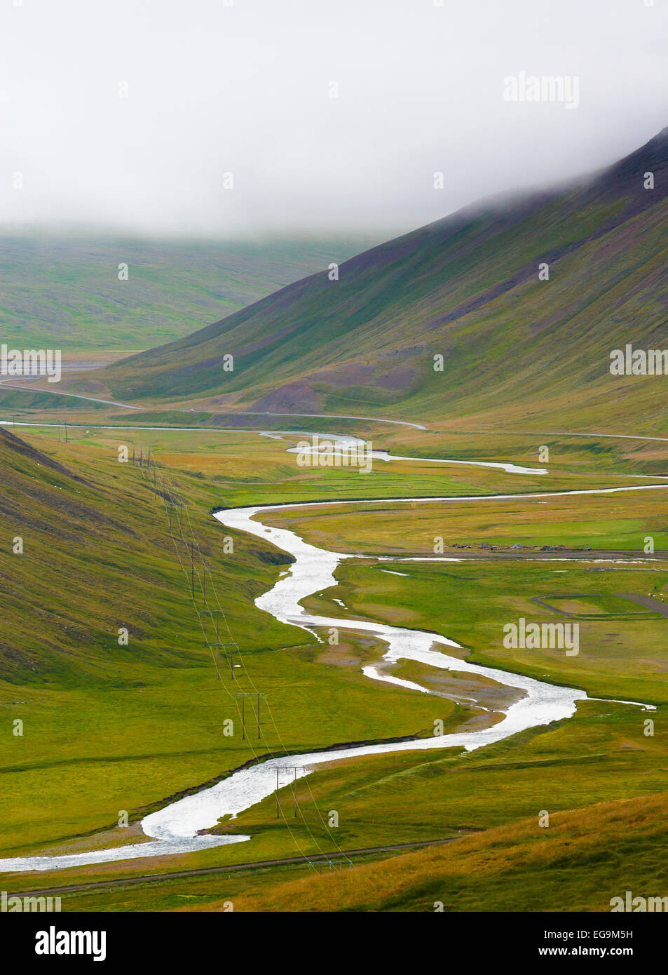 Tal und Fluss. Island, Europa. Stockfoto