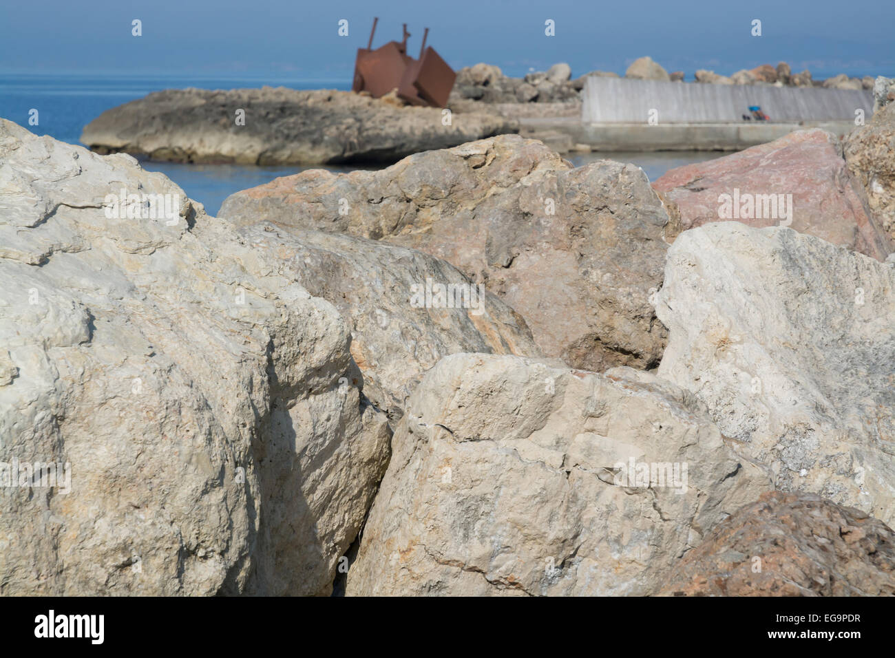 Cala Estancia Felsen und Skulptur. Mallorca, Balearen, Spanien. Stockfoto