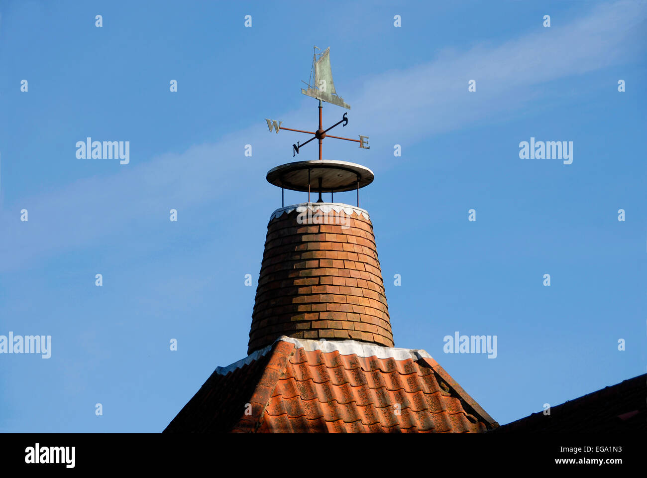 Wetterfahne mit Norfolk wherry Stockfoto