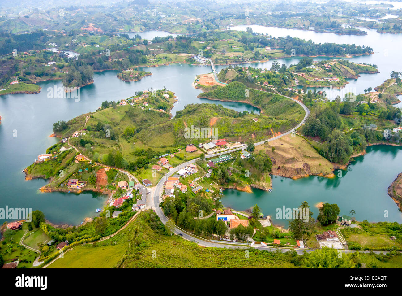 Luftaufnahme des Guatape in Antioquia, Kolumbien Stockfoto