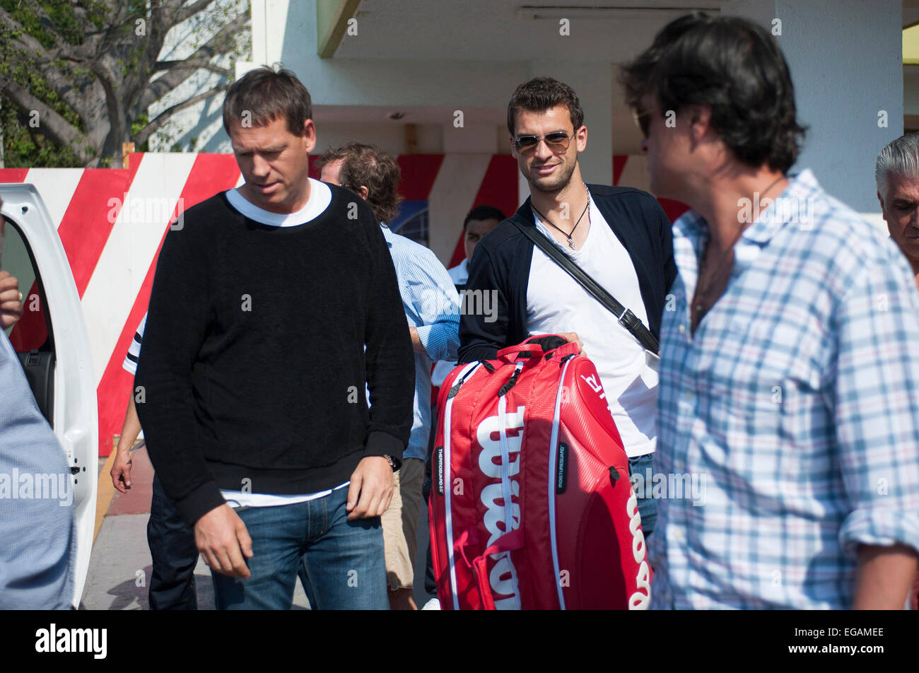 Guerrero, Mexiko. 20. Februar 2015. Bulgariens Grigor Dimitrov (C) kommt im Acapulco an der mexikanischen Open Tennisturnier im Bundesstaat Guerrero, Mexiko, am 20. Februar 2015 Teil. © Jesus Espinosa/Xinhua/Alamy Live-Nachrichten Stockfoto