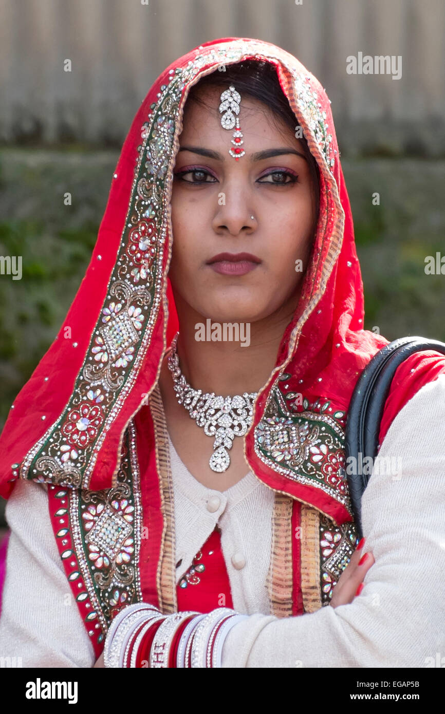 Sikh Traditional Dress Fotos Und Bildmaterial In Hoher Auflösung Alamy
