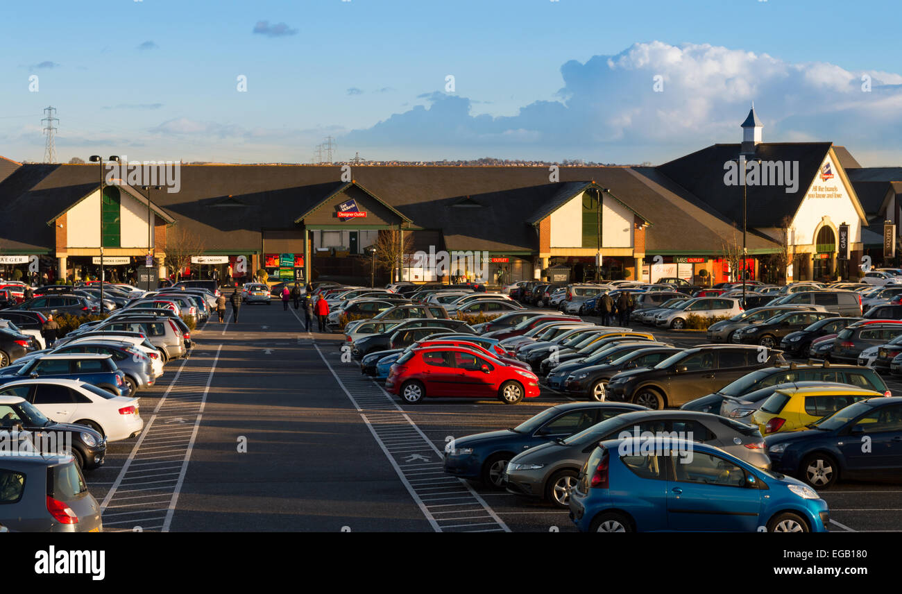 East Midlands (McArthurGlen Designer Outlet). Mansfield Road, South Normanton, DE55 2JW, Vereinigtes Königreich. Am 21. Februar 2015. Stockfoto