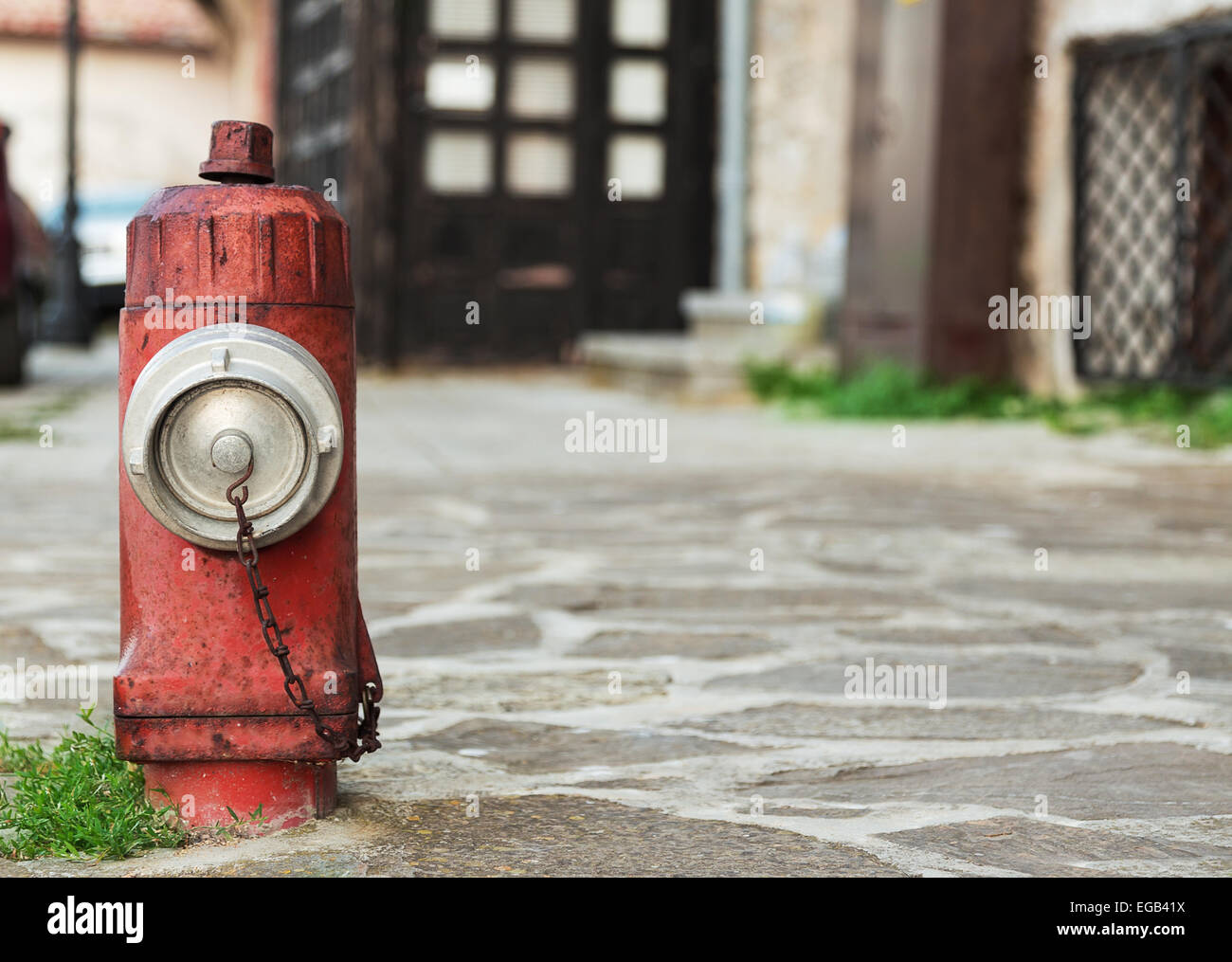 alten Hydrant auf der Straße Pflaster Stockfoto