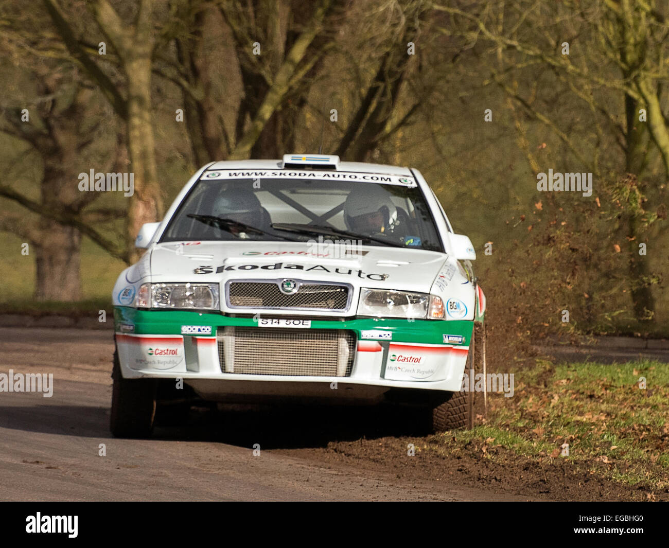 Warwickshire, UK. 21. Februar 2015. Skoda Octavia Rallye Auto auf Rennen Retro special stage 21.02.2015 Credit: Martyn Goddard/Alamy Live News Stockfoto