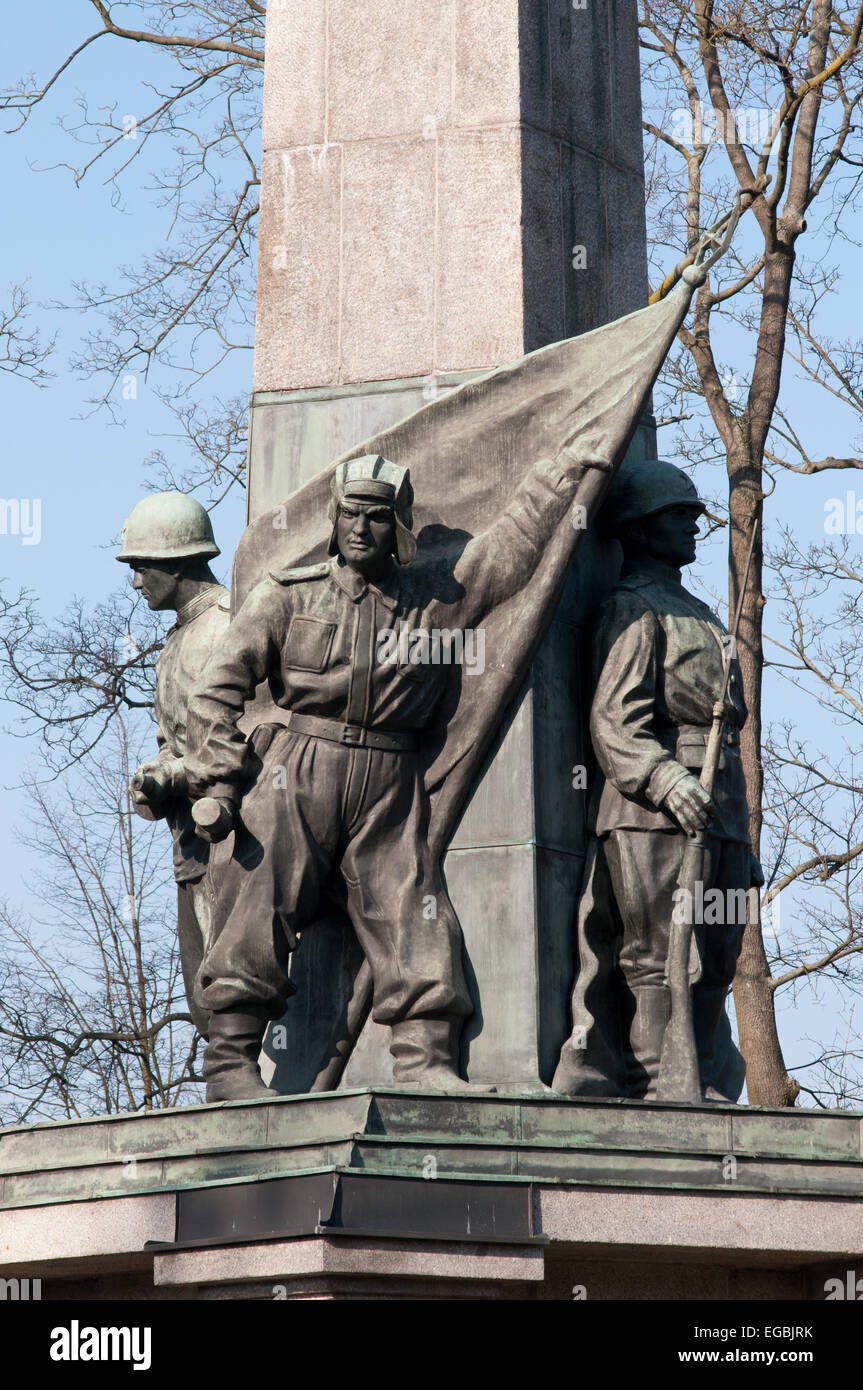 Sowjetische Militär Friedhof und Krieg Memorial, Bassinplatz Square, Potsdam, Ostdeutschland Stockfoto