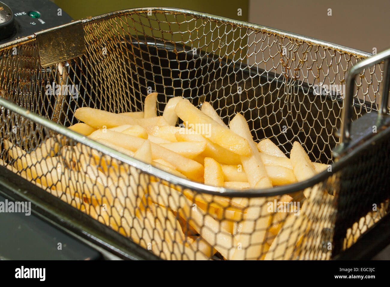 Pommes frites frittiert in Öl golden patato Stockfoto