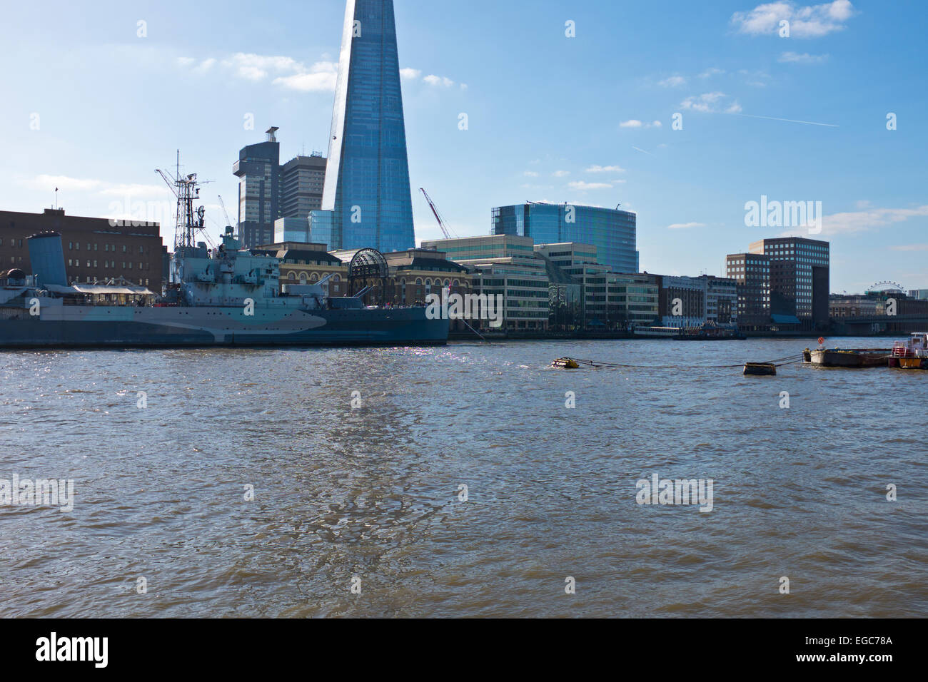 Der Shard, Glasscherbe ist eine 87-geschossiges Hochhaus in Southwark, London, das die London Bridge Viertel-Entwicklung gehört. Stockfoto