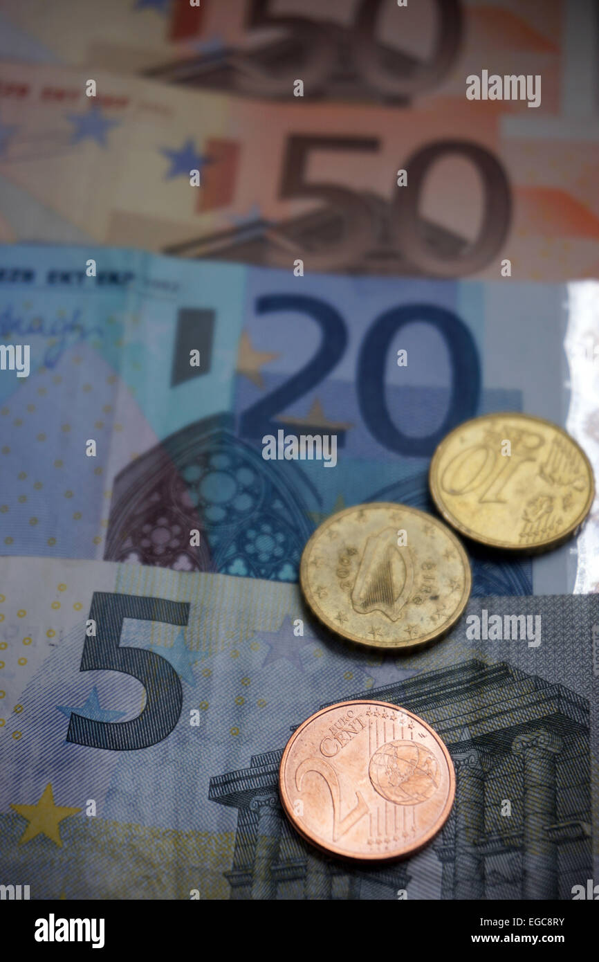 Euro, Geld, Münzen und Banknoten, Nahaufnahme Stockfoto
