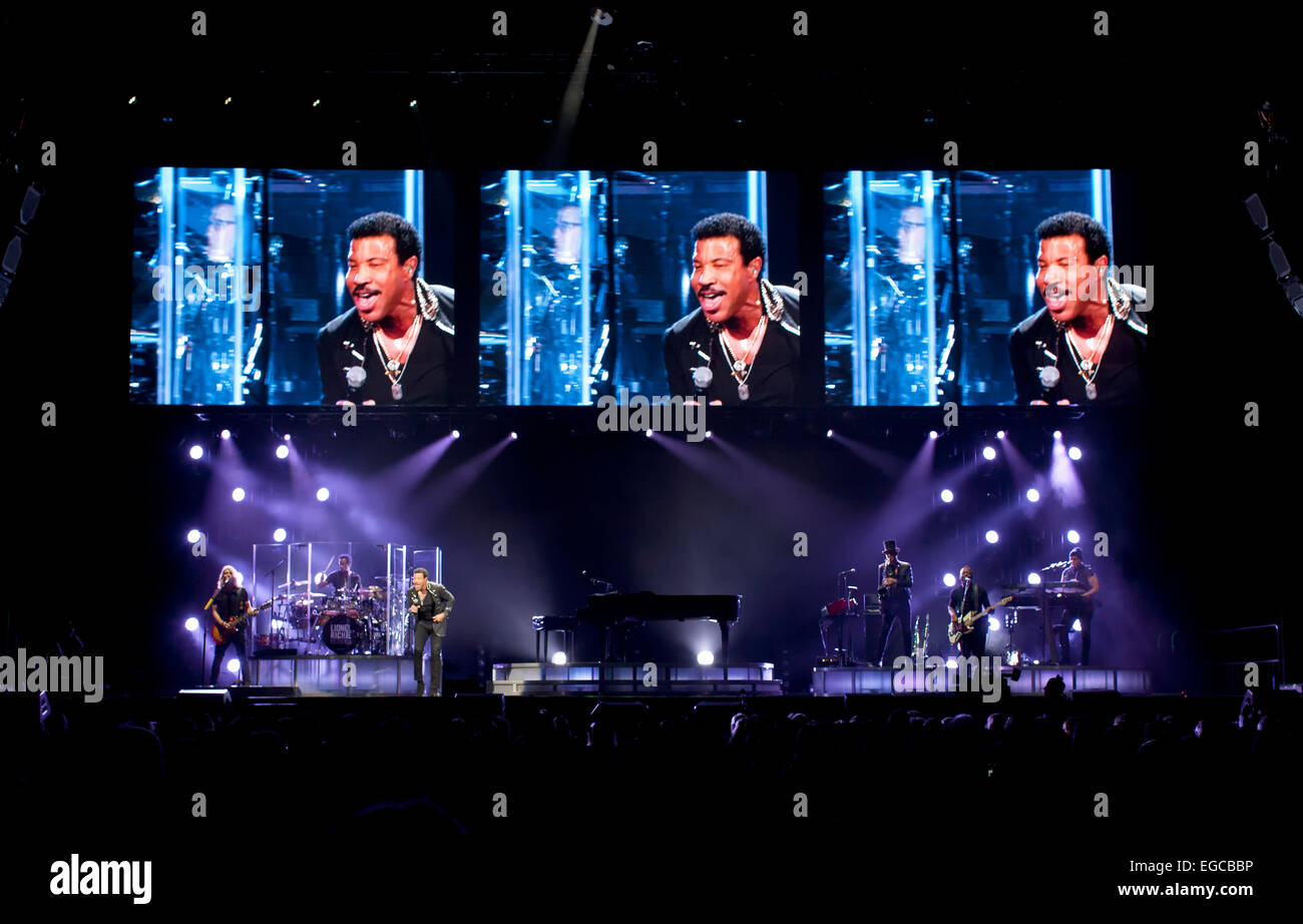 Stockholm, Schweden am 22. Februar 2015. Amerikanischer Sänger Lionel Richie bei Ericsson Globe auf alle Hits, All Night Long World Tour 2015 durchführen.  Bildnachweis: Aija Lehtonen/Alamy Live-Nachrichten Stockfoto