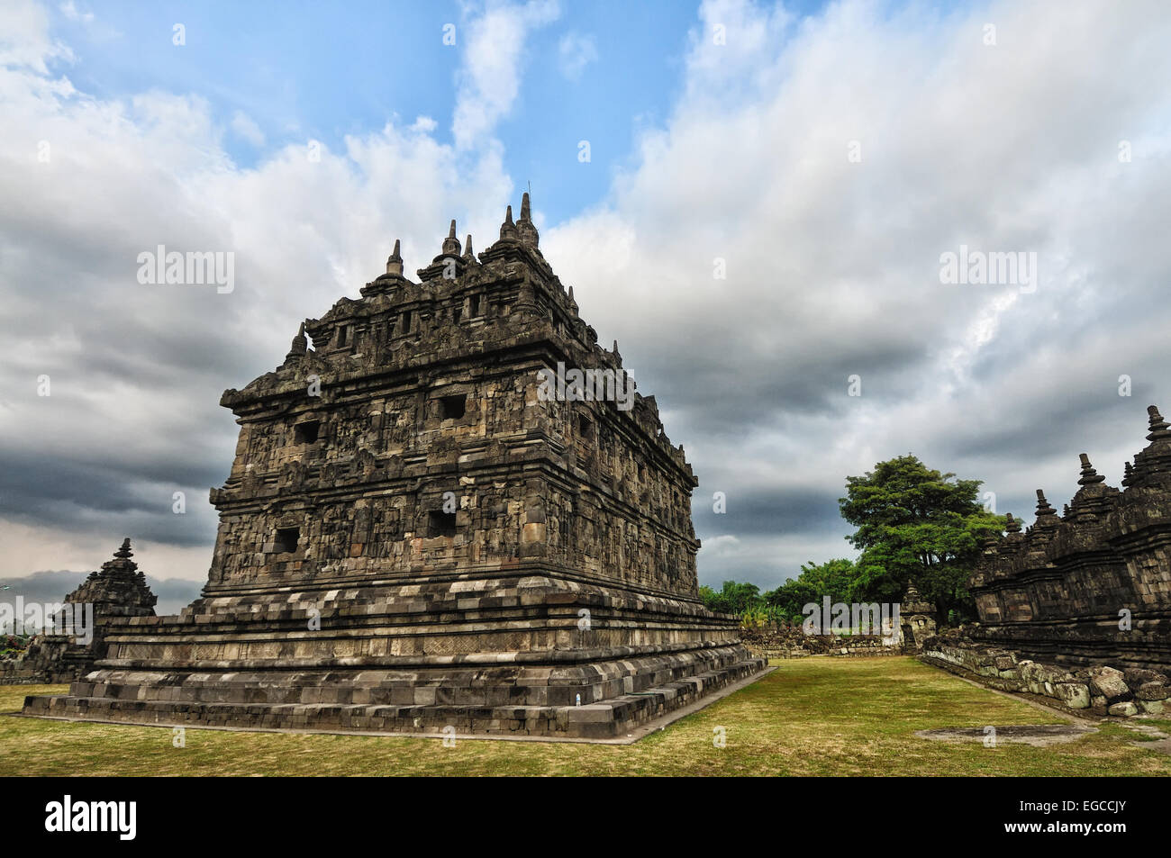 Der gesamte Komplex des Plaosan-Tempels hat 116 ergänzende Kuppeln und 50 zusätzliche Tempel Stockfoto