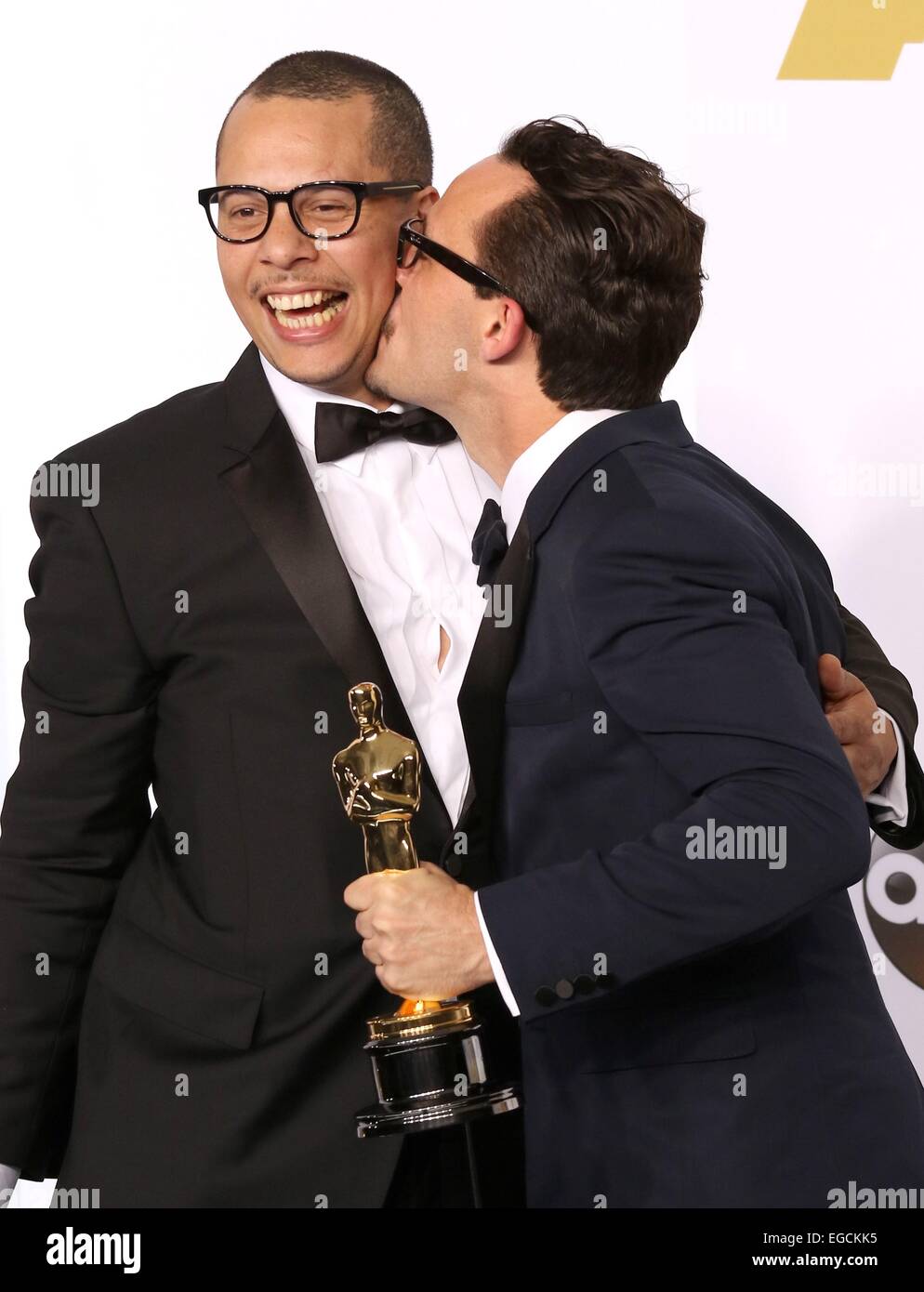 Los Angeles, CA, USA. 22. Februar 2015. Mat Kirkby, James Lucas im Presseraum für 87. Academy Awards Oscars 2015 - Press Room, The Dolby Theater in Hollywood und Highland Center, Los Angeles, CA 22. Februar 2015. Bildnachweis: James Atoa/Everett Collection/Alamy Live-Nachrichten Stockfoto