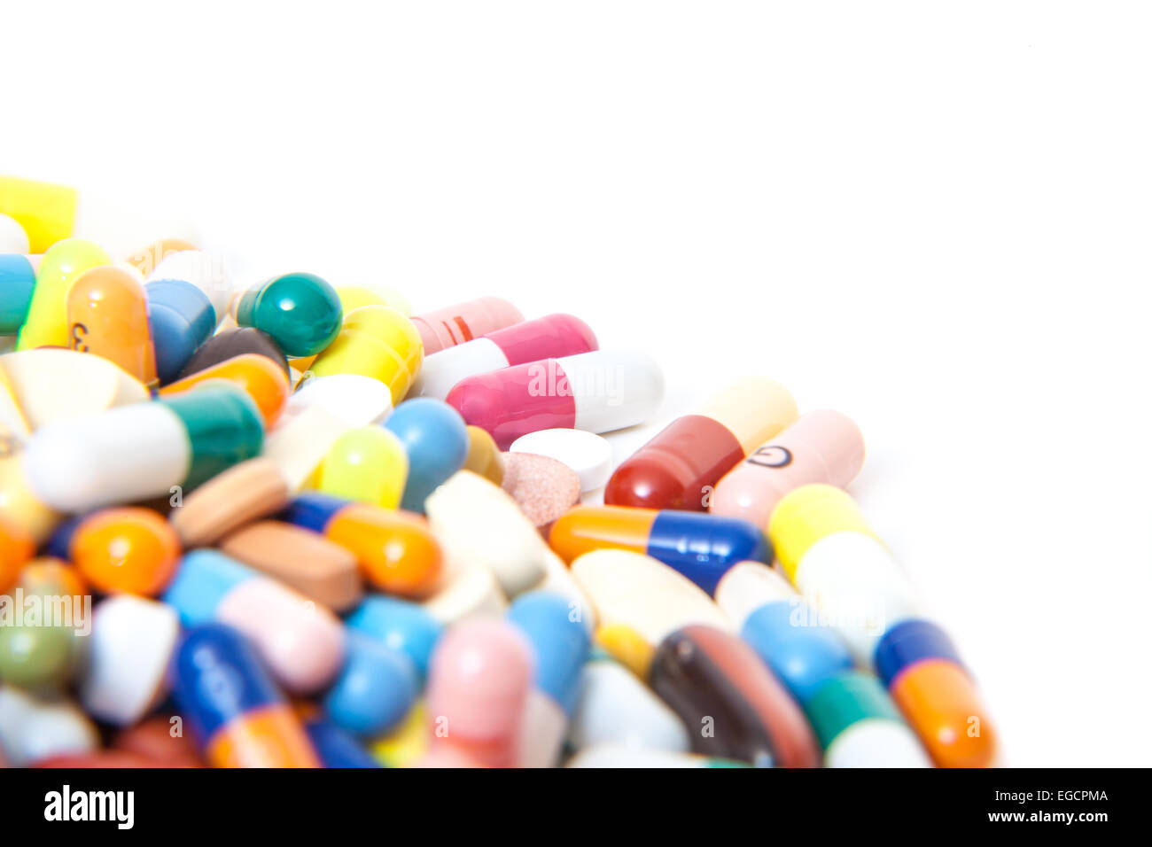 Verschiedene Arzneimittel auf weißem Hintergrund Stockfoto