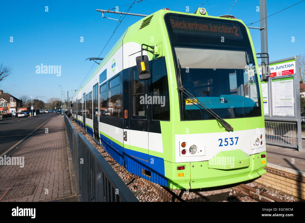 Eine Straßenbahn Haltestelle Beckenham Kreuzung Tramlink-. Stockfoto