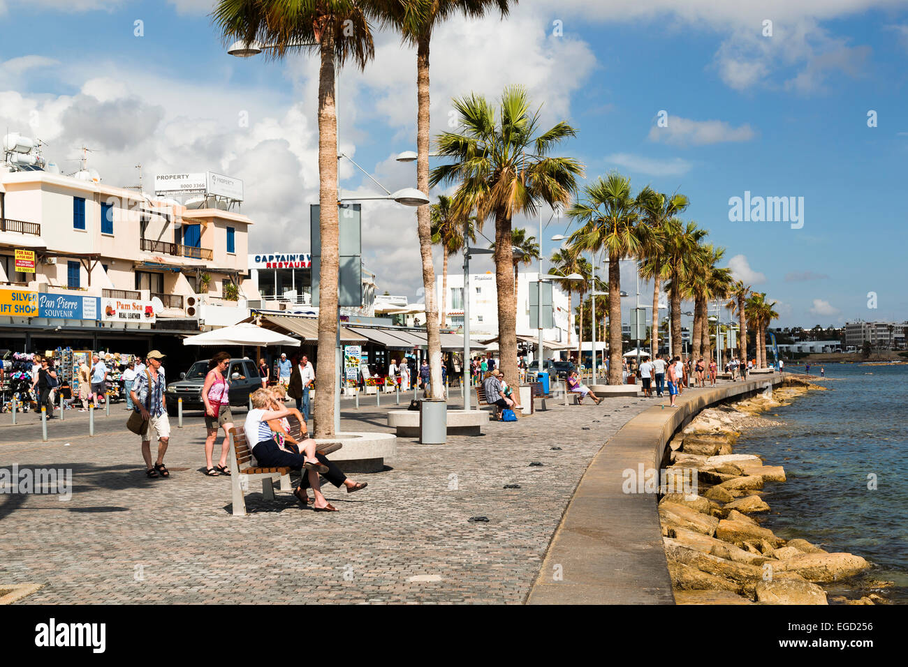 Ein schöner Tag am Strand von Paphos - Zypern Stockfoto