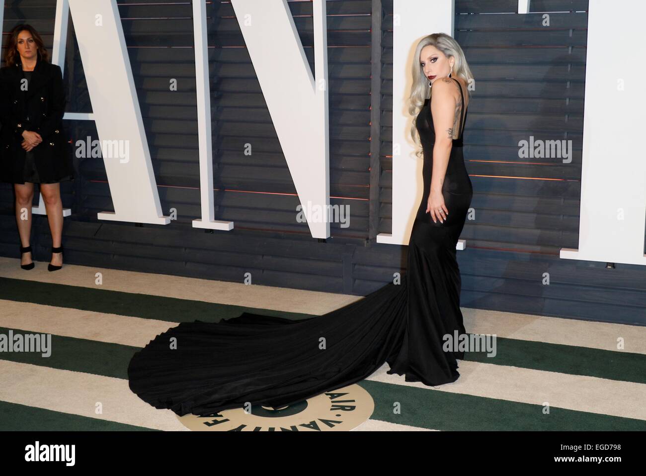 Los Angeles, Kalifornien, USA. 22. Februar 2015. Sängerin Lady Gaga besucht die Vanity Fair Oscar Party im Wallis Annenberg Center für darstellende Künste in Beverly Hills, Los Angeles, USA, am 22. Februar 2015. © Dpa picture-Alliance/Alamy Live News Bildnachweis: Dpa picture-Alliance/Alamy Live News Stockfoto