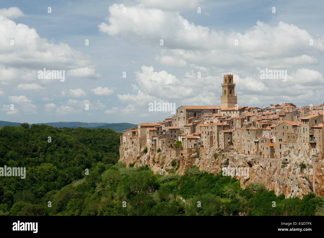Stadt-Landschaft von Pitigliano, Hügel der Stadt, Provinz Grosseto, Toskana, Italien, Europa Stockfoto