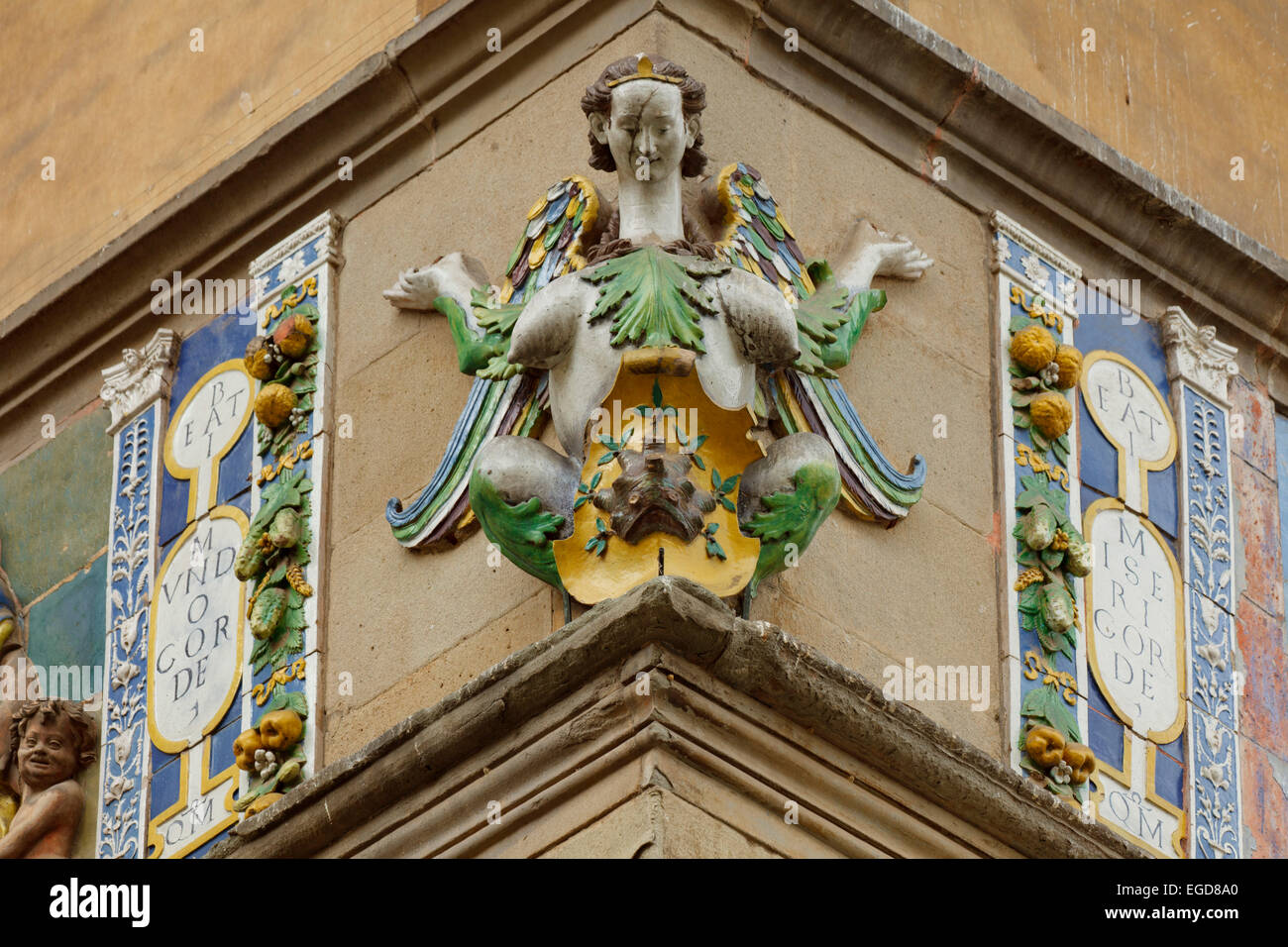 Mittelalterliches Hospital, Detail der Keramikglasur Fries, Reliefs, Ospedale del Ceppo, Krankenhaus, 13. Jahrhundert, Pistoia, Toskana, Italien, Europa Stockfoto